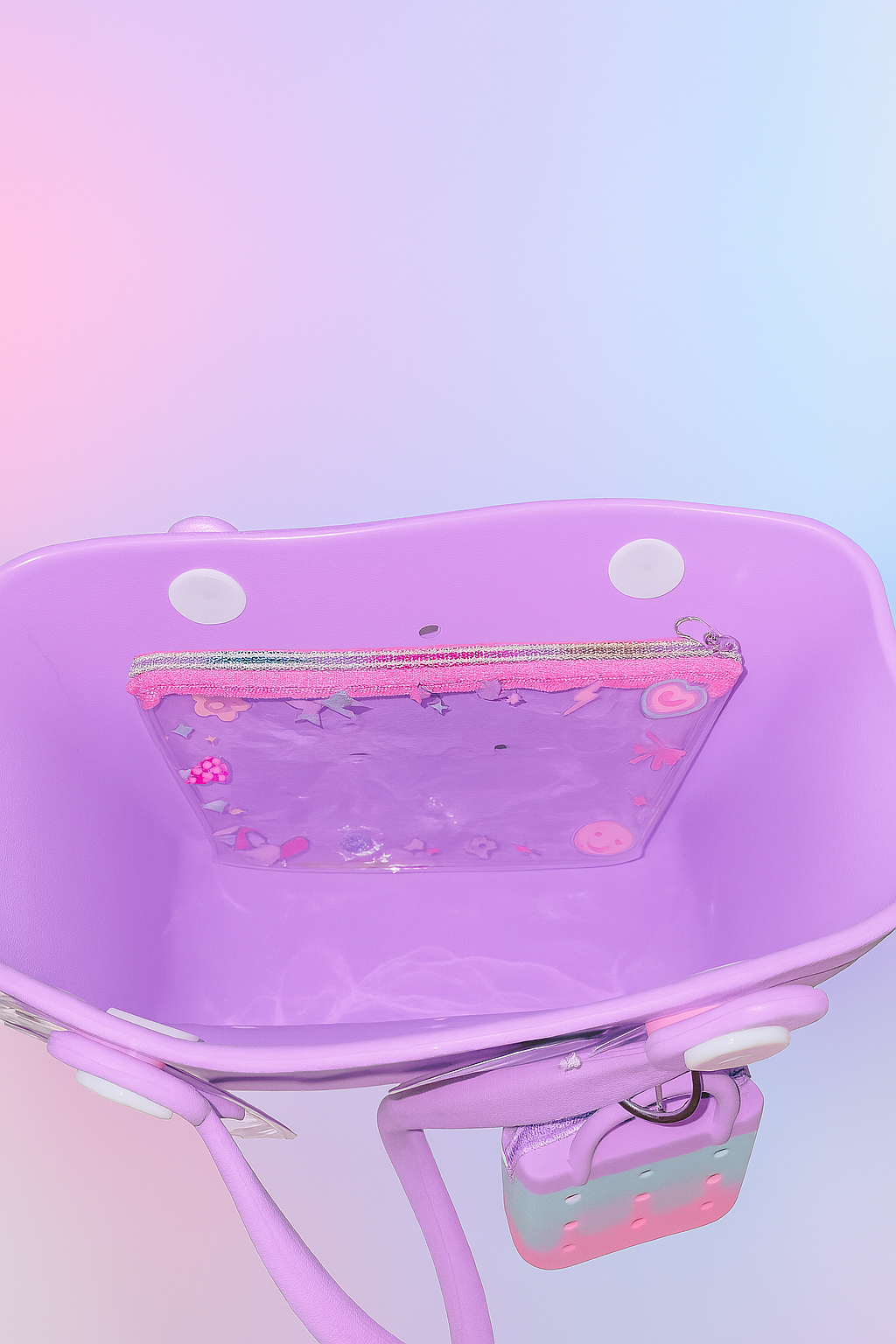 Bowtiful Beach Tote with Charms